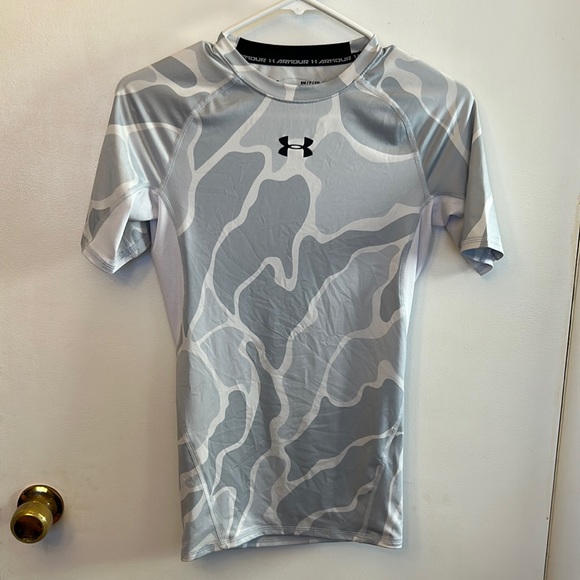 Under Armour Other - Under Armour Mens Shirt Grey Camo Size Small